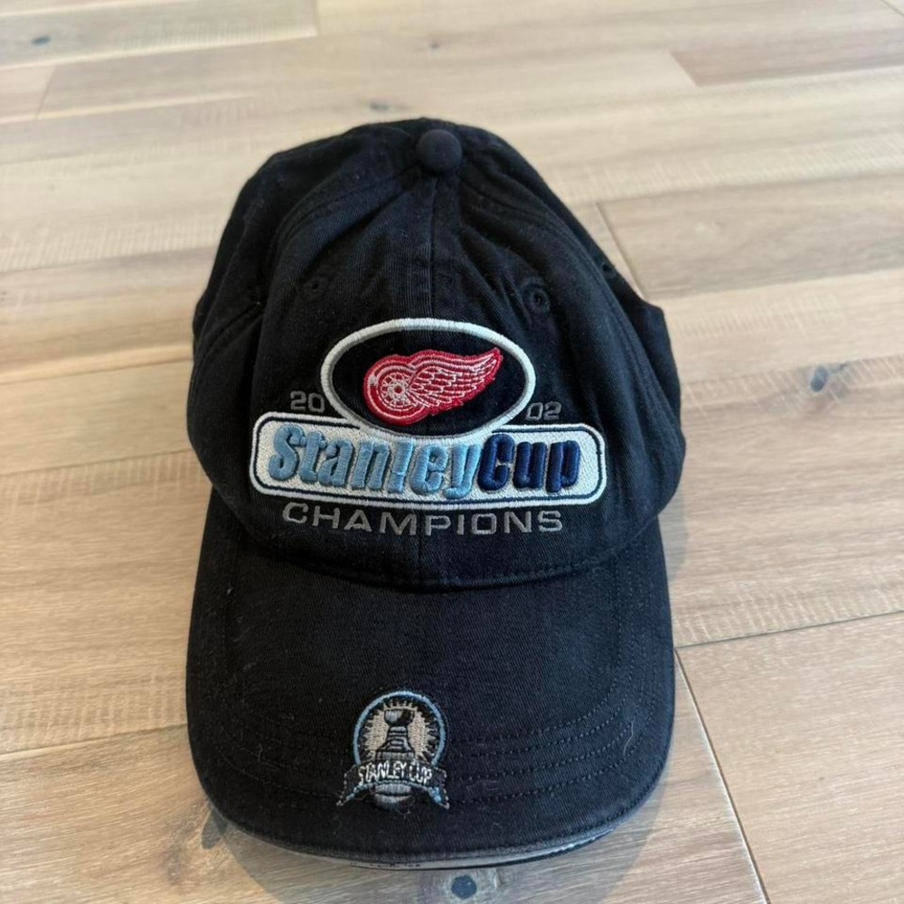Y2K 2000s Detroit Red Wings Stanley Cup Champions black baseball cap #NHL #hocke
